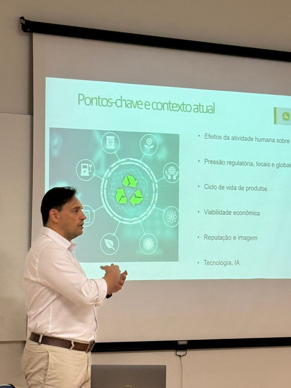 WhatsApp Image 2025-09-11 at 15.34.16.jpeg